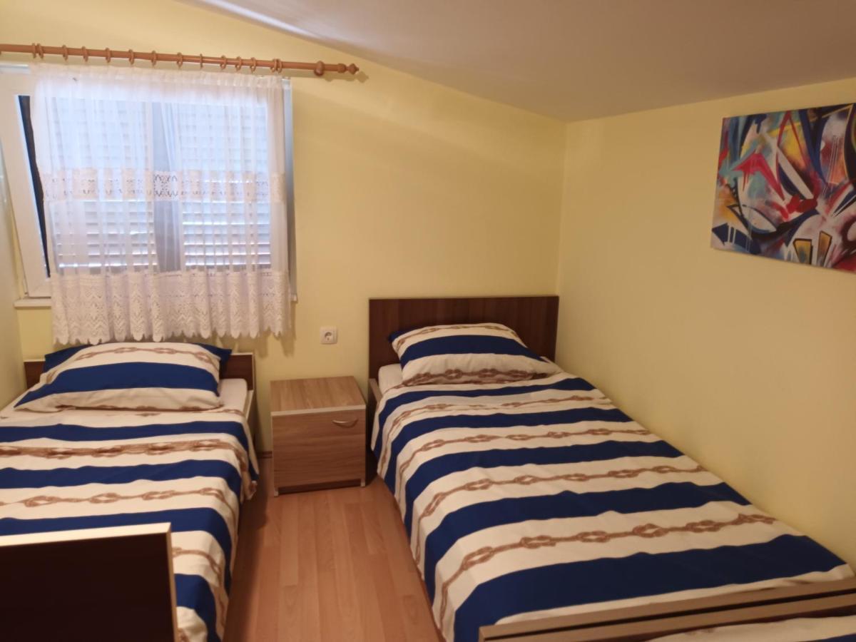 Apartman Zlata Vir Kültér fotó
