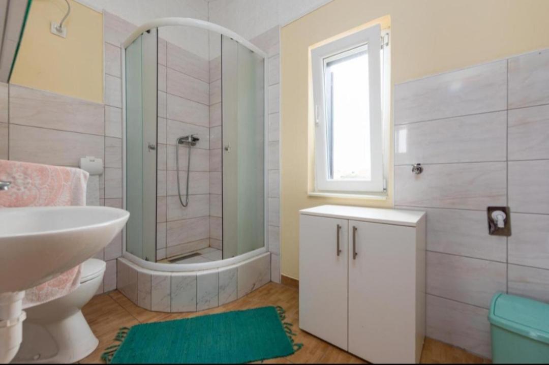 Apartman Zlata Vir Kültér fotó